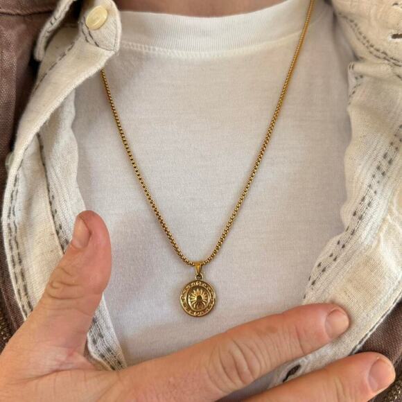 Y2k 2000s circular gold sun - Picture 8 of 8